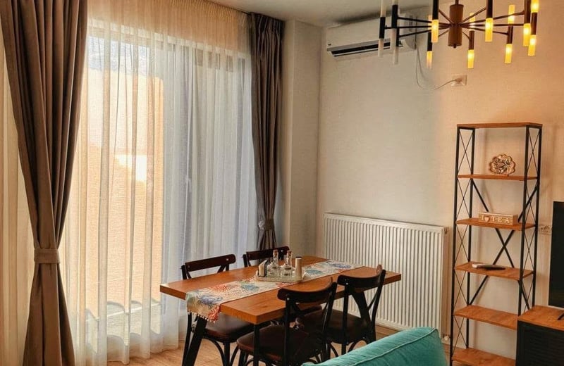 Аренда стильной 2-комнатной квартиры 65 м² в районе Mamaia, Констанца, Румыния